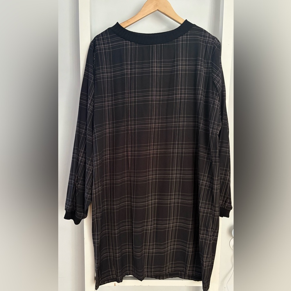 Melow Par Melissa Bolduc -  “Zalie” Midi Dress - Tartan print